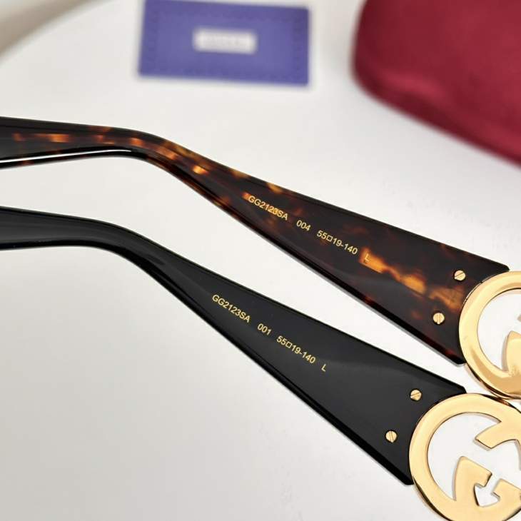 Picture of Gucci Sunglasses _SKUfw79399422fw